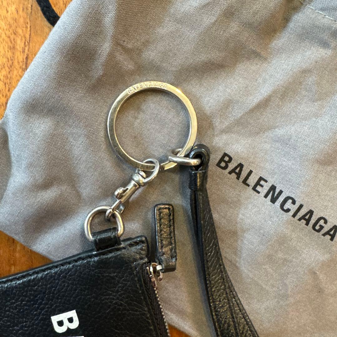 バレンシアガ　カードケース付きキーリング　ケース　ブラック