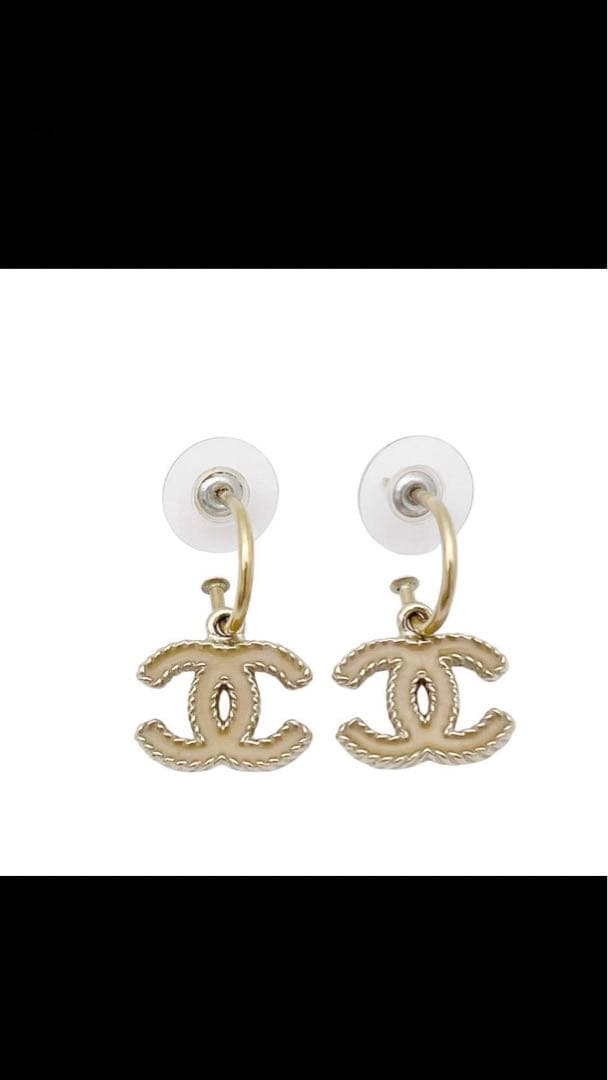 シャネル フープピアス ココマーク