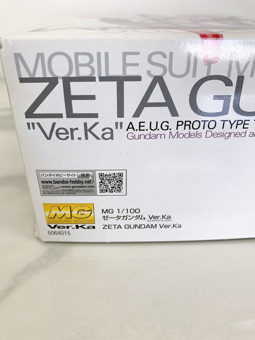 ＋【新品】MG 1/100 ゼータガンダム Ver.Ka(機動戦士Zガンダム)