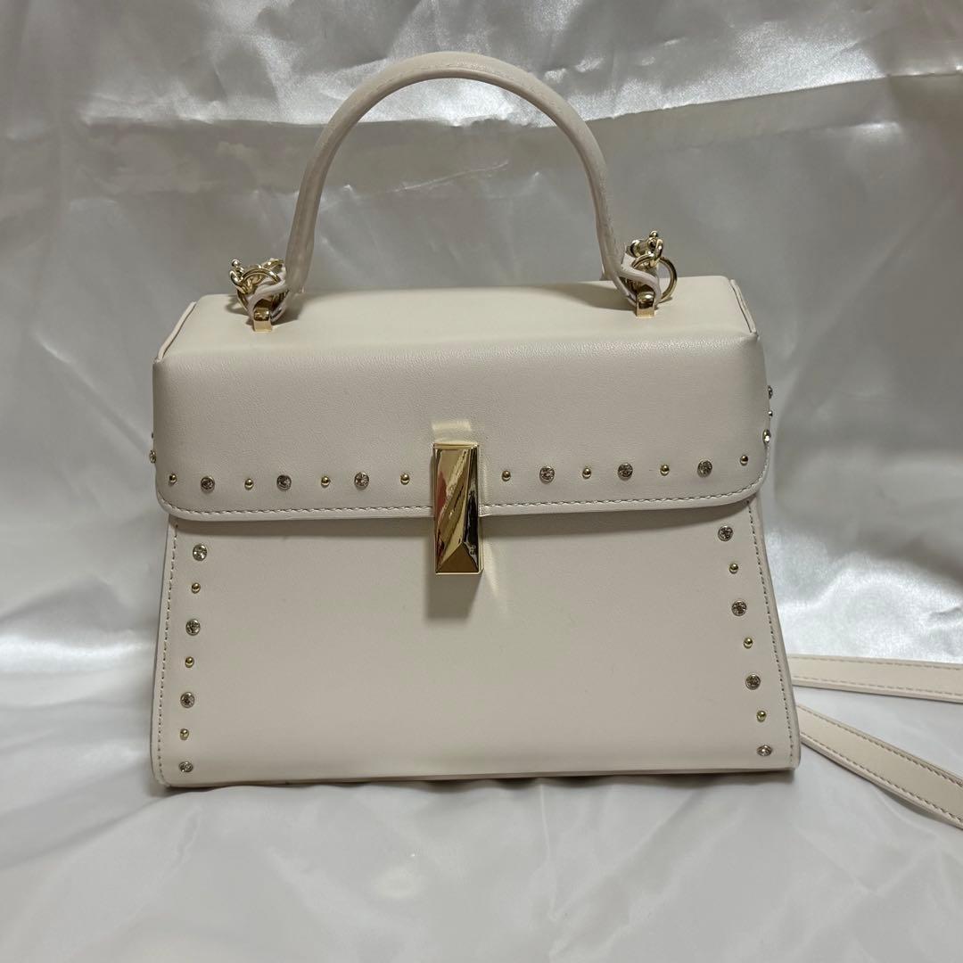 セルフォード リュタン ビジュースタッズポシェット Mサイズ