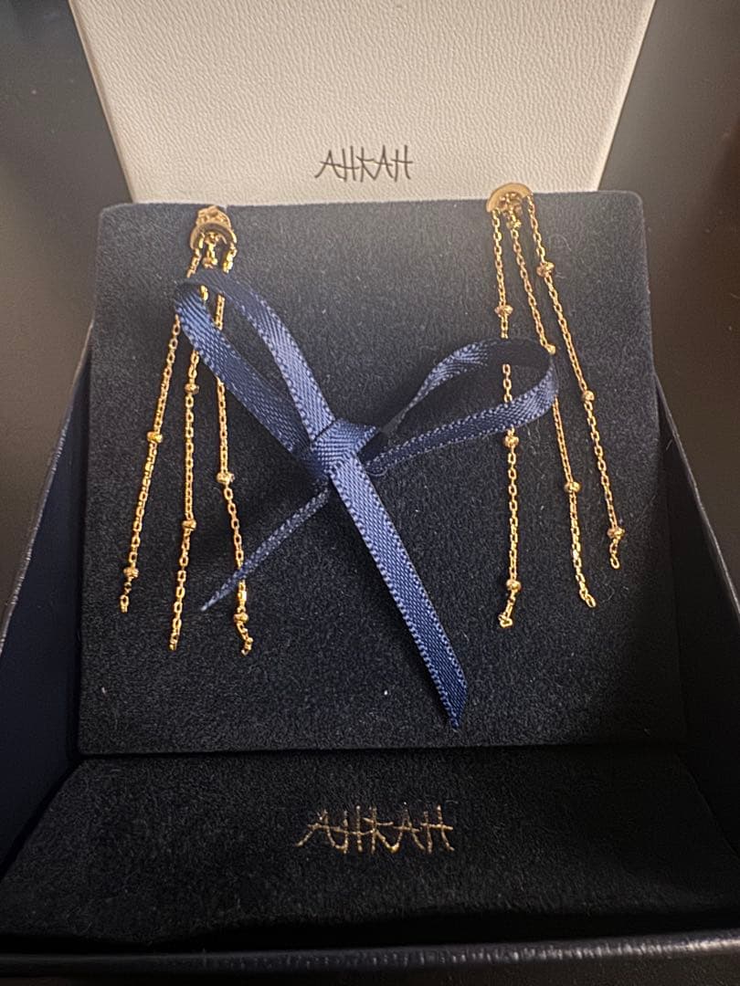 クリスマスセール！美品AHKAH ルクールプチ ピアス 18Kイエローゴールド