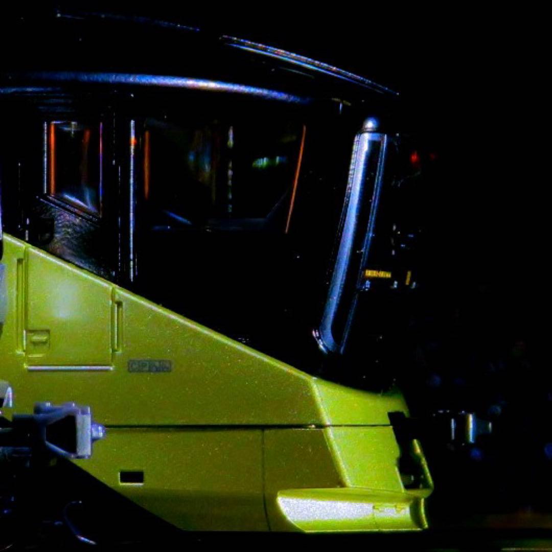 TOMIX E001形「TRAIN SUITE 四季島」【新品,未使用品】