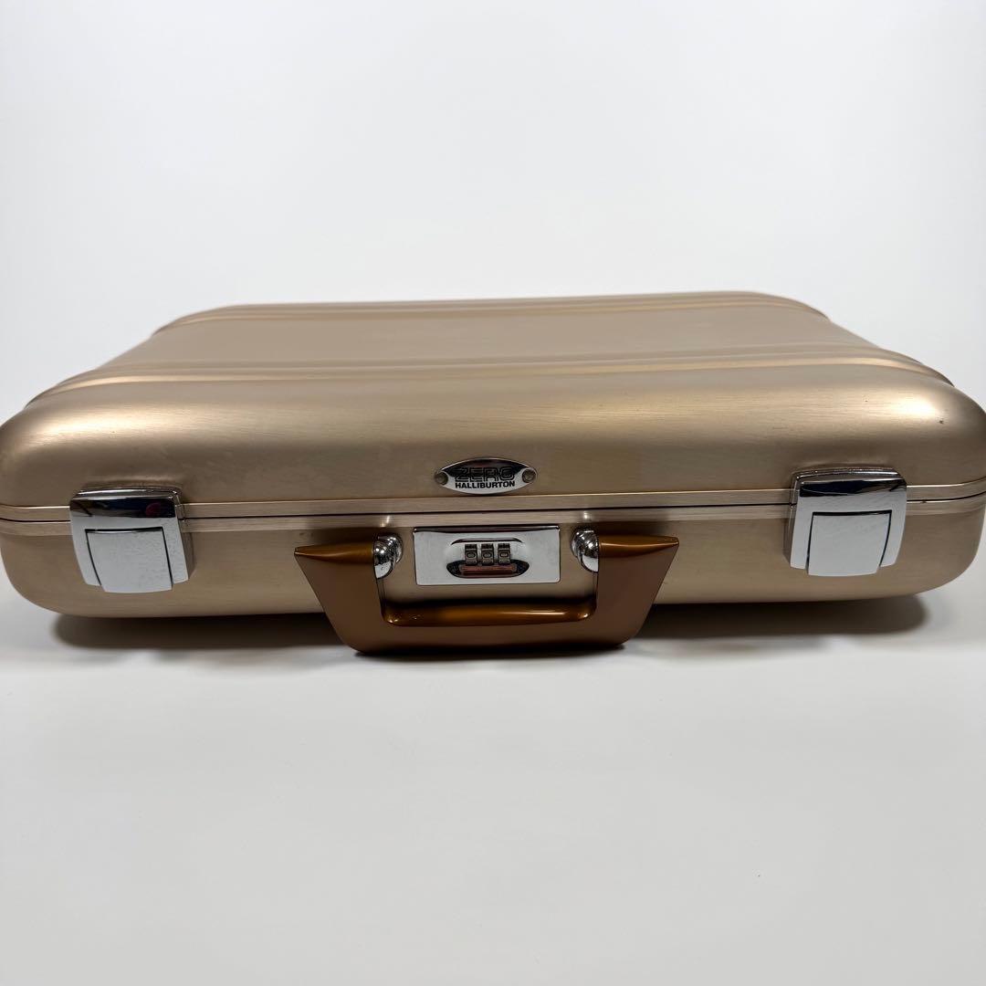 【希少色】ゼロハリバートン　アタッシュケース　ダイヤルロック　シャンパンゴールド
