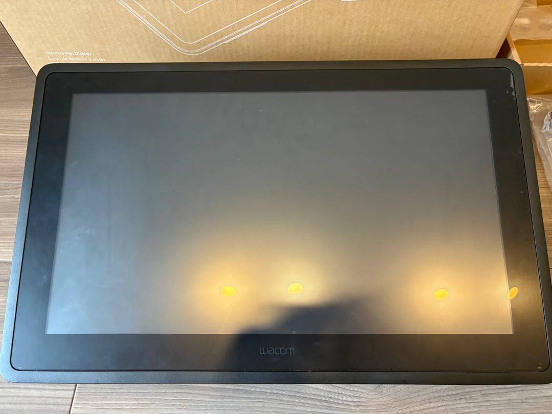 Wacom Cintiq 液晶ペンタブレット 本体　DTK-2260K1D