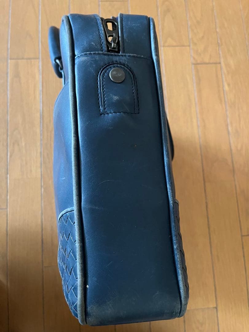 年内最終　値下げ。レザー ビジネスバッグ ブルー　ボッデガヴェネタ