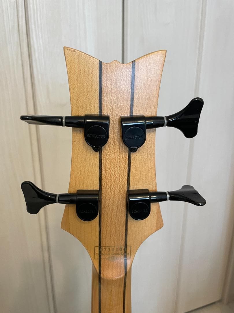 ベース SCHECTER Diamond Series Stiletto Custom