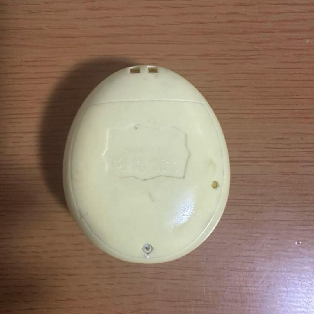 たまごっちピース Tamagotchi P's イエロー