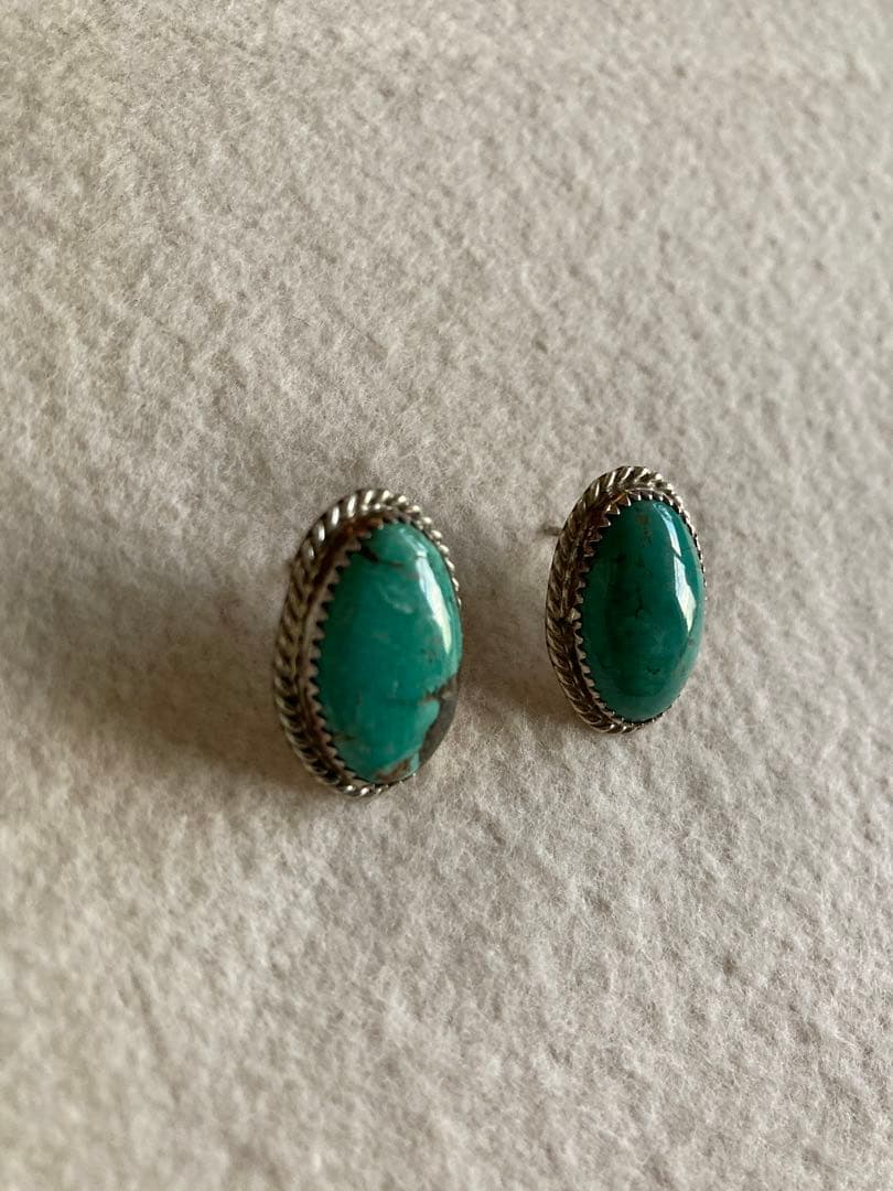 再値下 グリーン キングマン ターコイズ ピアス ナバホ インディアンジュエリー