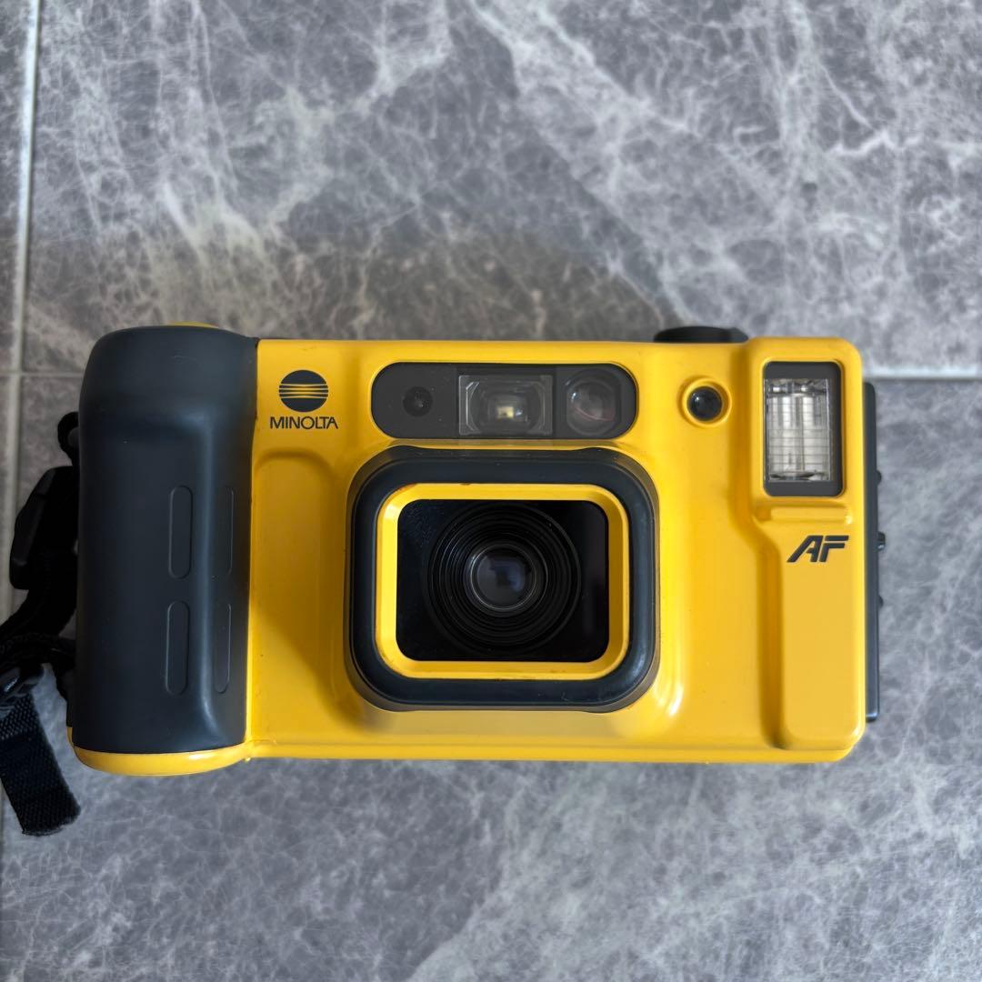 MINOLTA WEATHERMATIC DUAL 35 イエロー