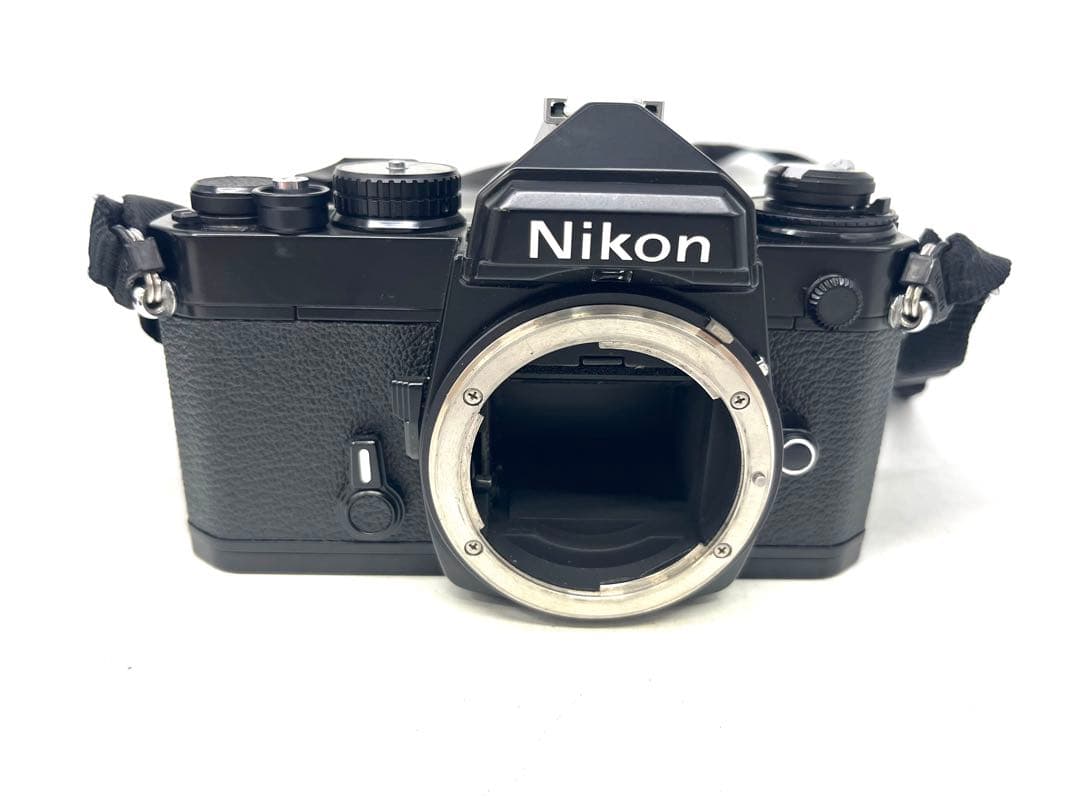 美品　NIKON FE 本体　レンズ3点セット