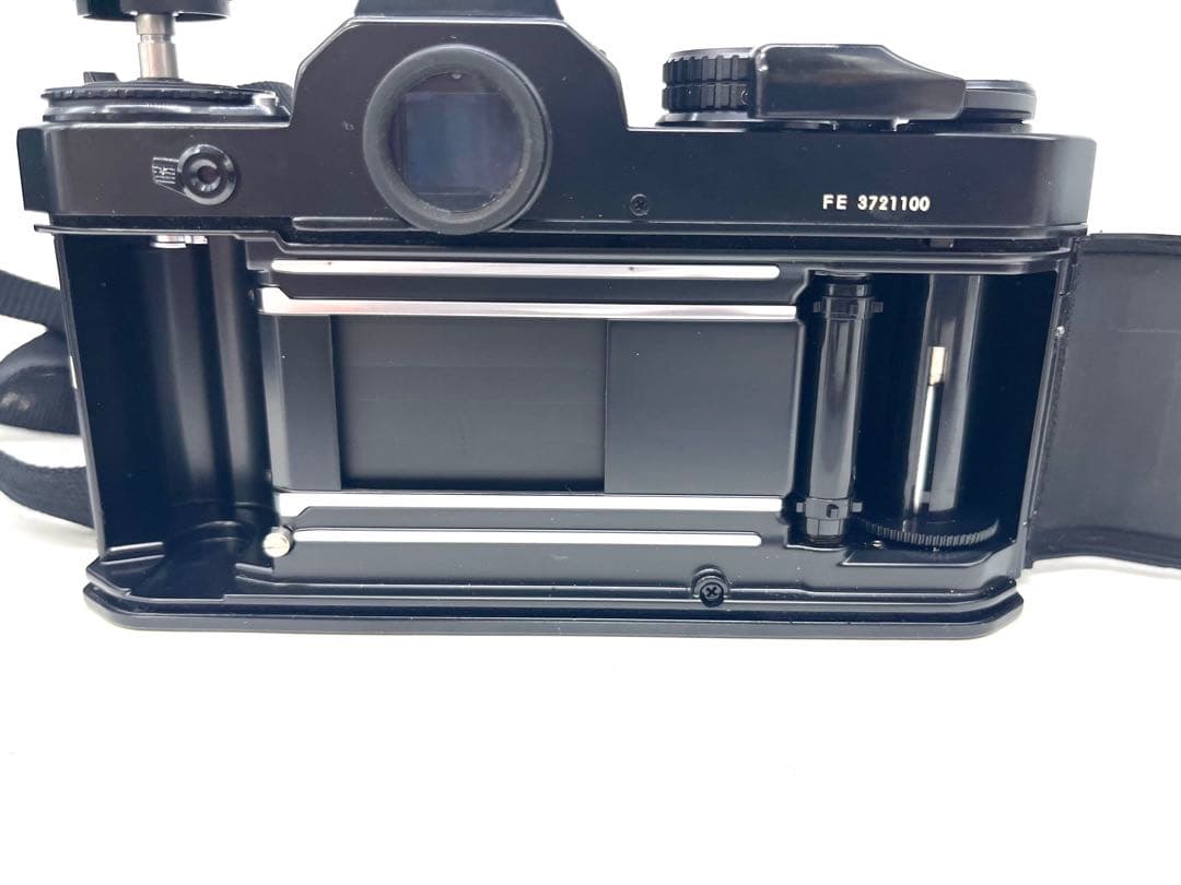 美品　NIKON FE 本体　レンズ3点セット