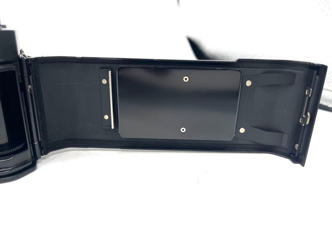 美品　NIKON FE 本体　レンズ3点セット