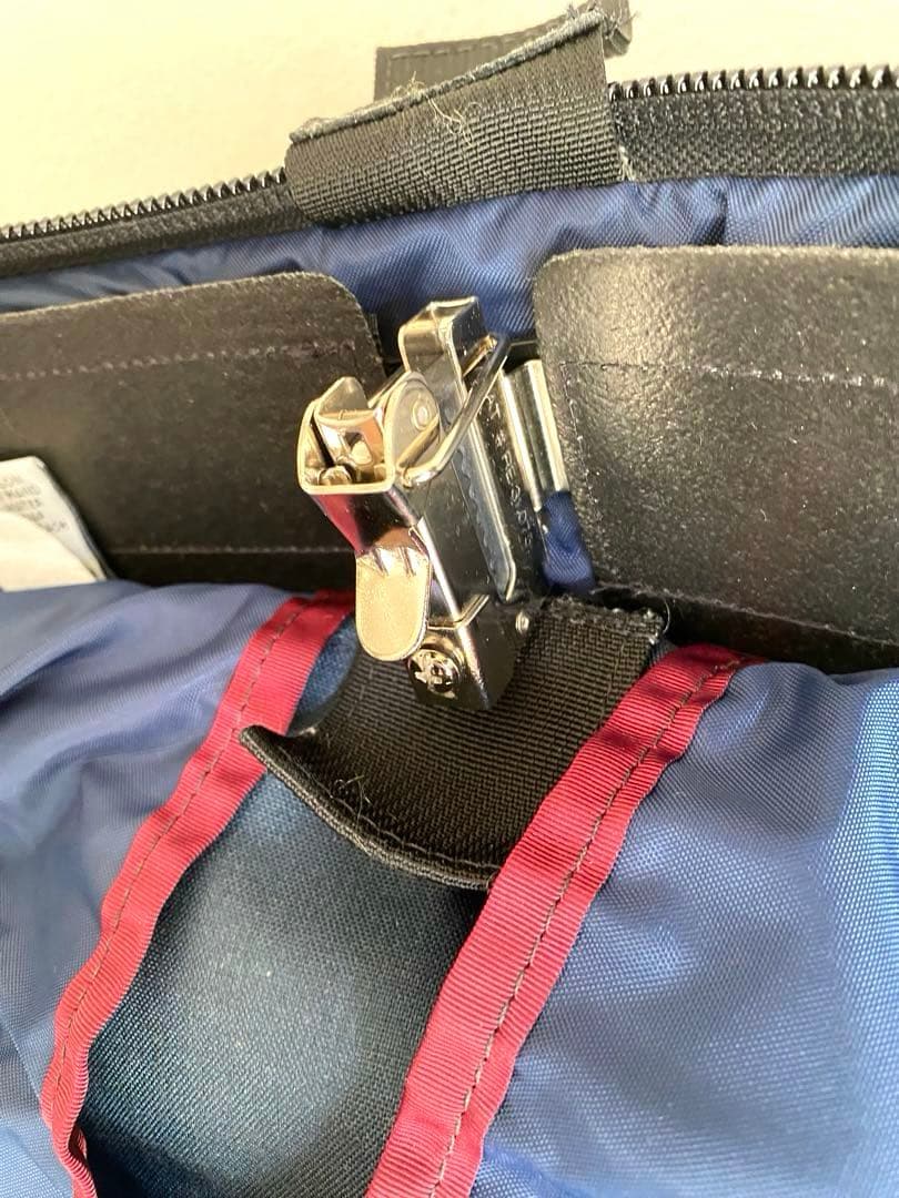 kiva トラベル　ガーメント　バッグ