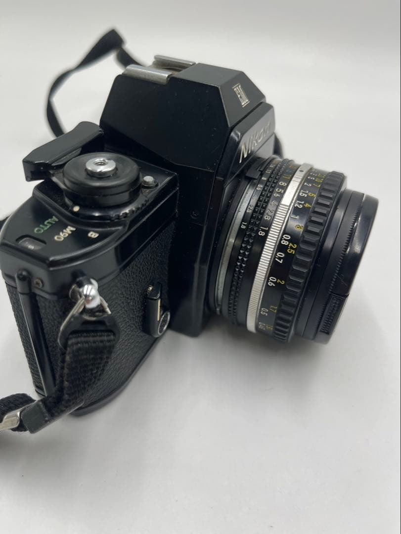 Nikon EM フイルムカメラ　50mm 1:1.8