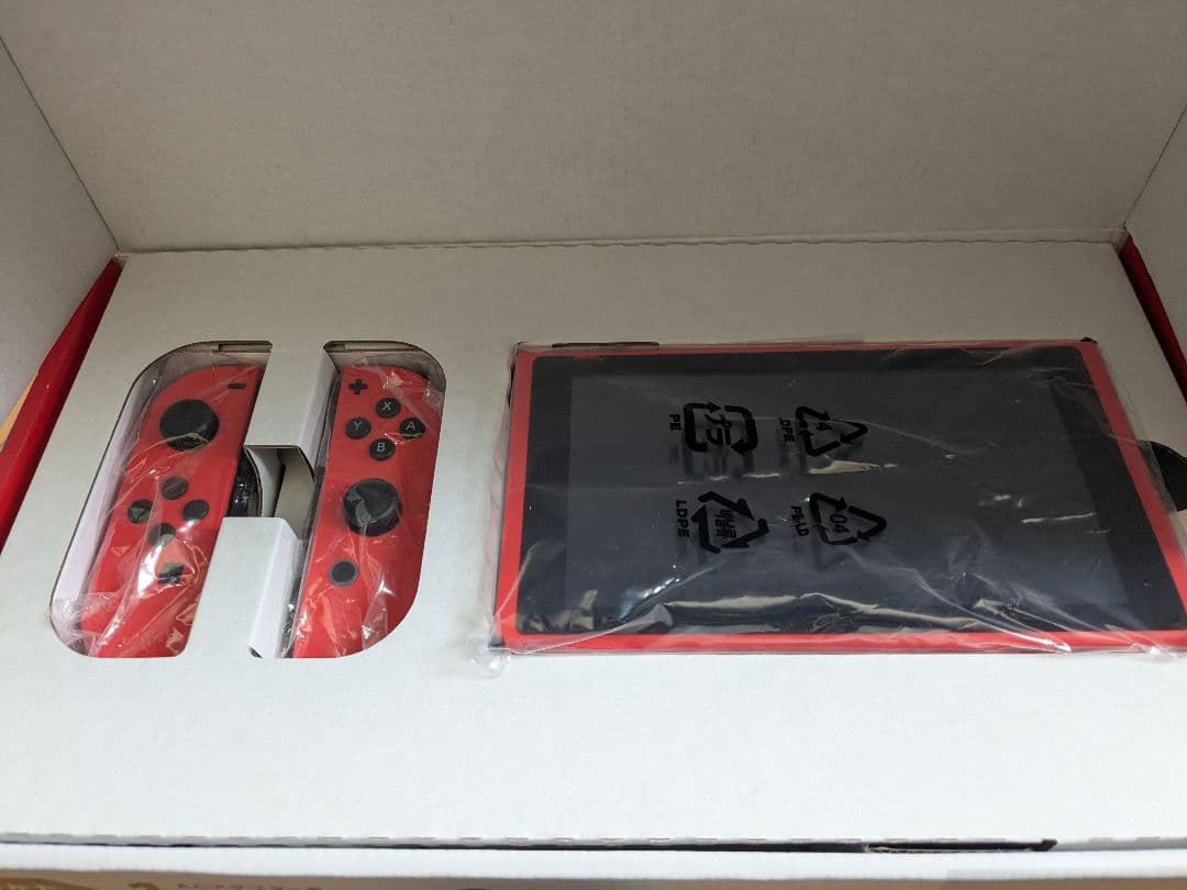 Nintendo Switch マリオレッド×ブルー セット　本体+プロコン