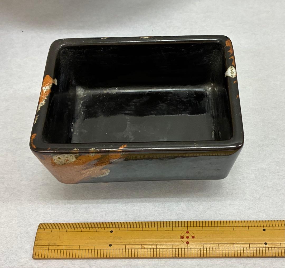 長方形の水盤　花器　花入れ　コンポート