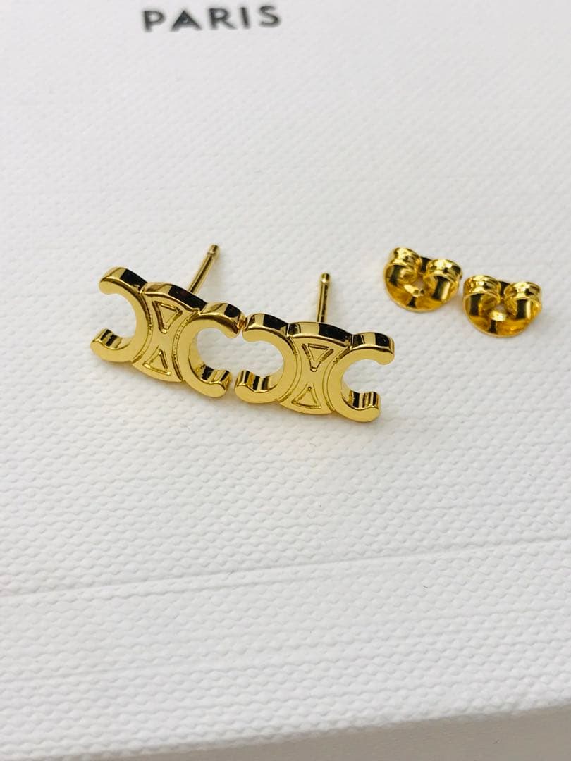 セリーヌ　ピアス　両耳