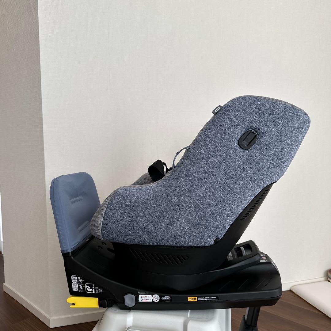 【Aprica】チャイルドシート　クルリラプラスライト