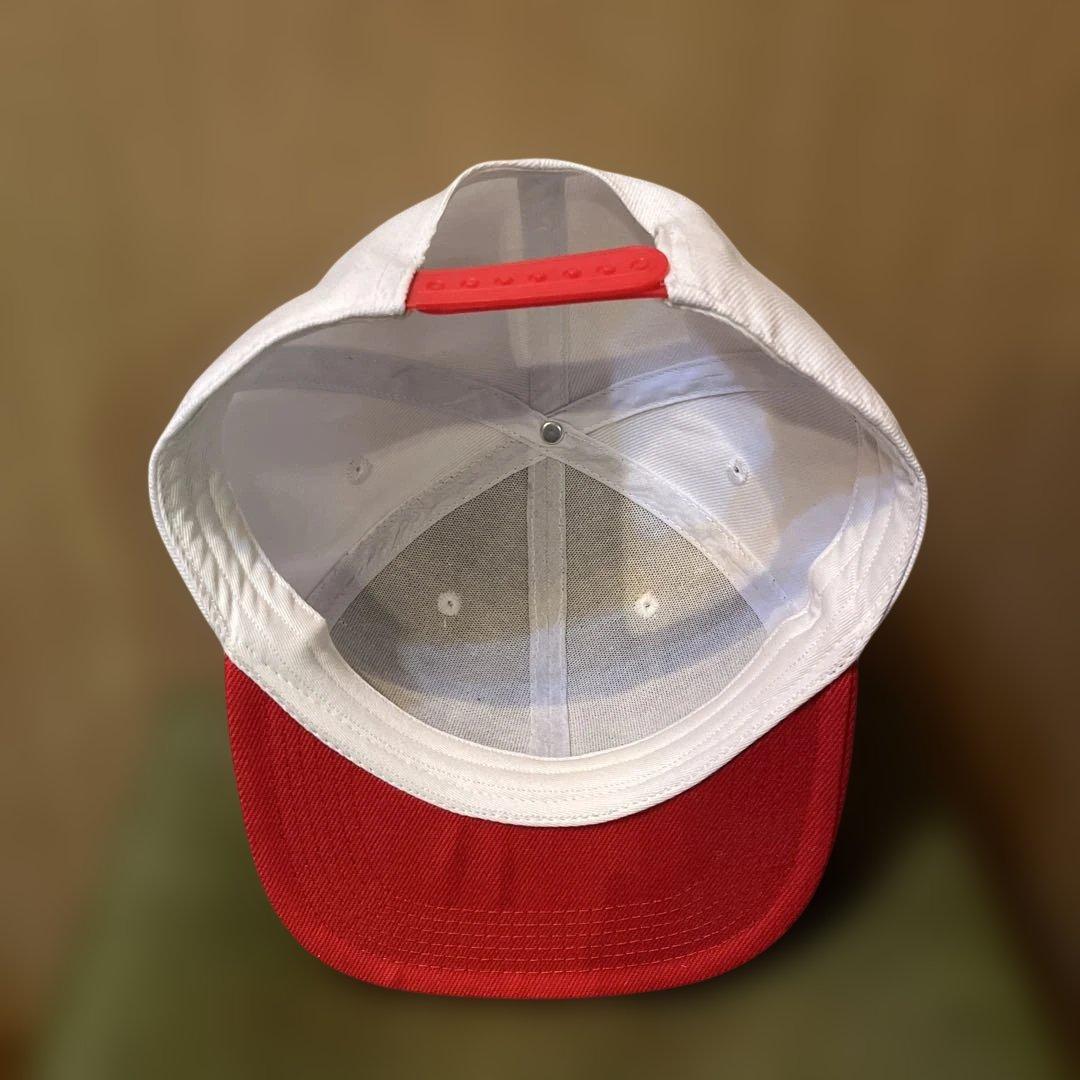 アイドルマスター シンデレラガールズ 結城晴のキャップ 缶バッジ付き