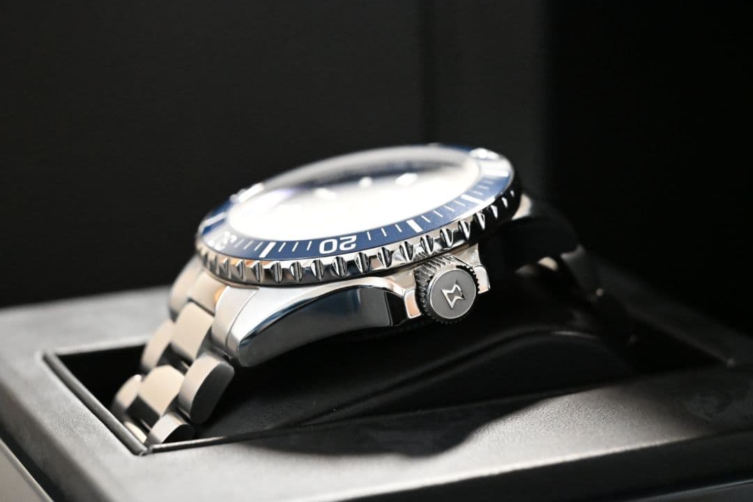 EDOX ネプチュニアン 腕時計 自動巻き 1000m防水 ダイバーズウォッチ