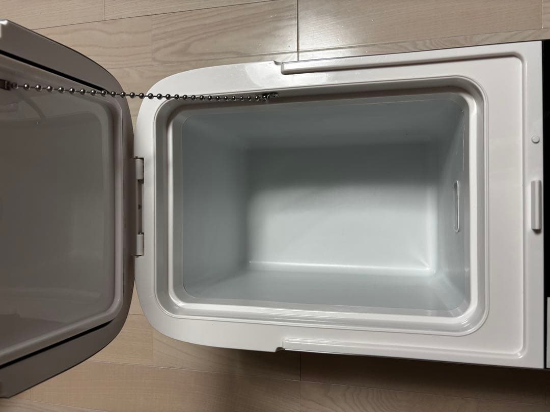 ポータブル冷蔵庫　26L