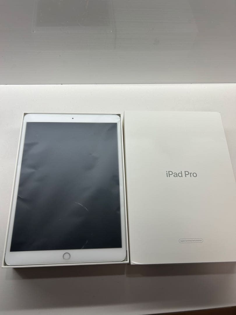 iPad pro10.5 64GB シルバー　美品