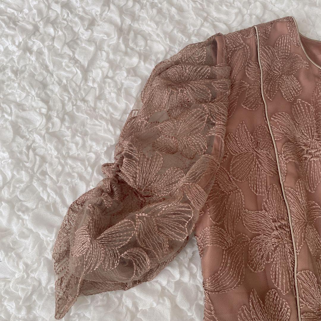 AIMER エンブロイダリーチュールパイピングドレス レースワンピース 結婚式