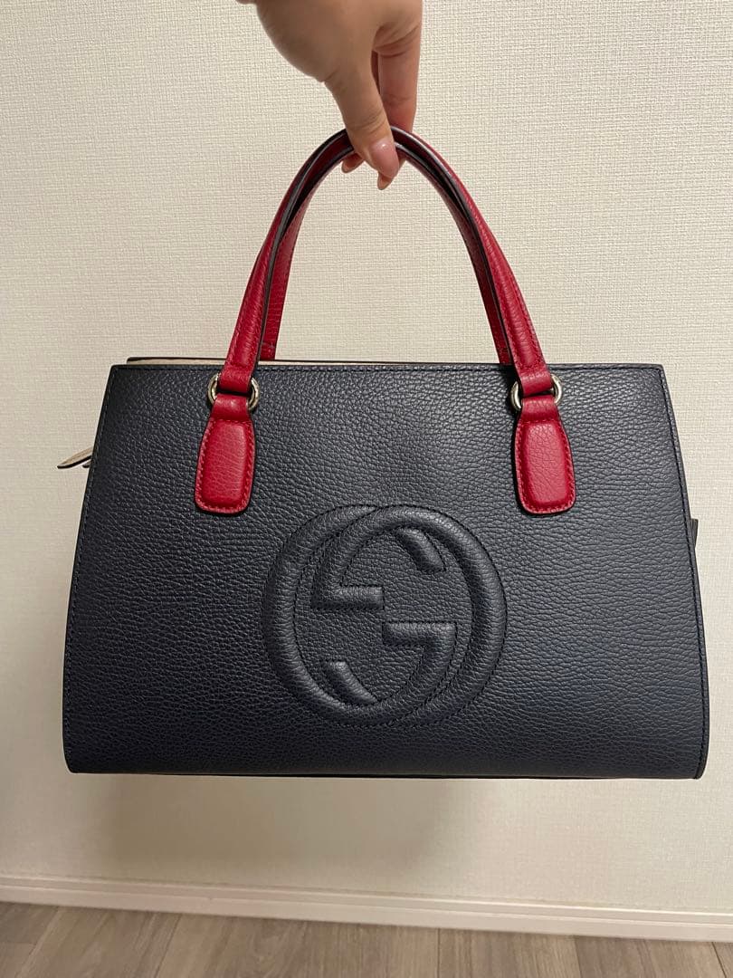 Gucci ネイビー レザー ハンドバッグ