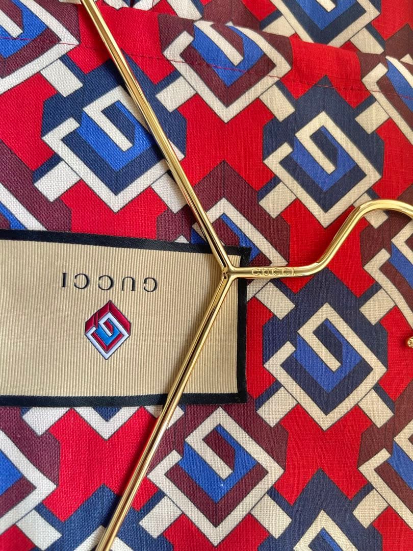 GUCCI グッチ ガーメントバッグ　カバー GG　レッド スーツカバー