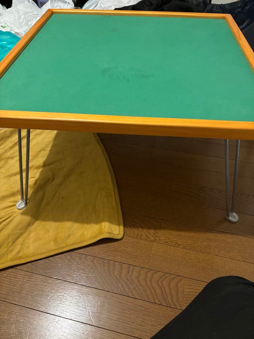 麻雀セット 折りたたみ式麻雀卓　麻雀牌 竹　点棒 起家マーク　サイコロ　コンパス