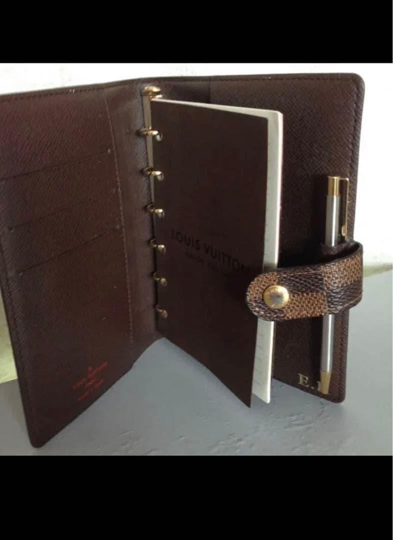 ルイヴィトン　手帳