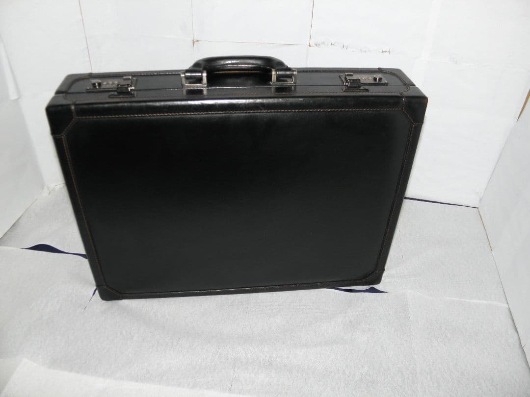 dunhill ダンヒル アタッシュケース ダイヤルロック レザー 黒