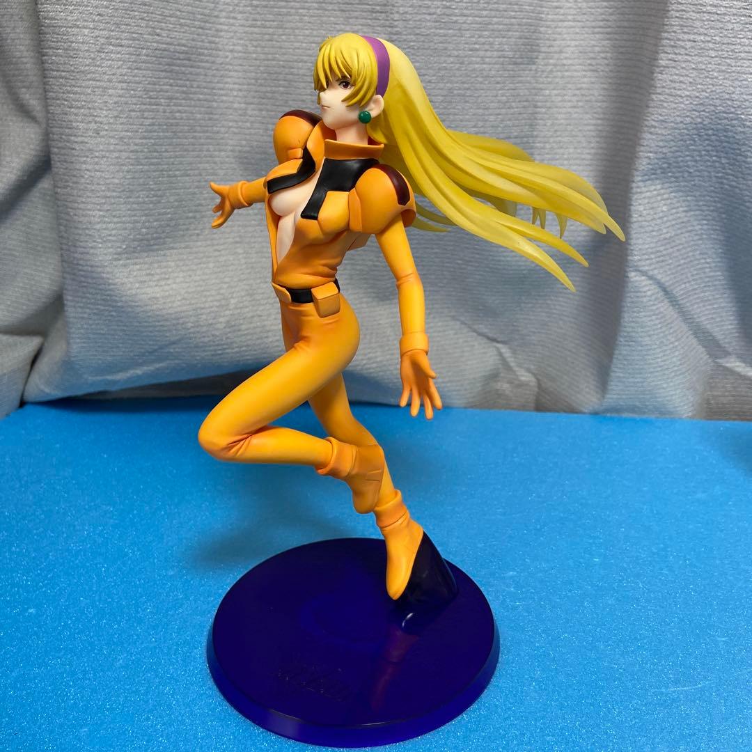 Vガンダム　カテジナ・ルース　フィギュア