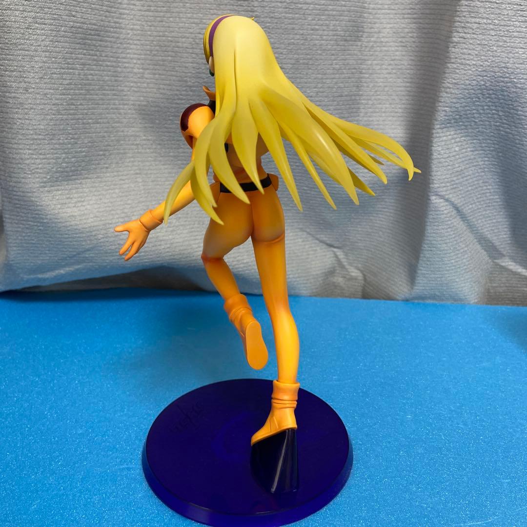Vガンダム　カテジナ・ルース　フィギュア