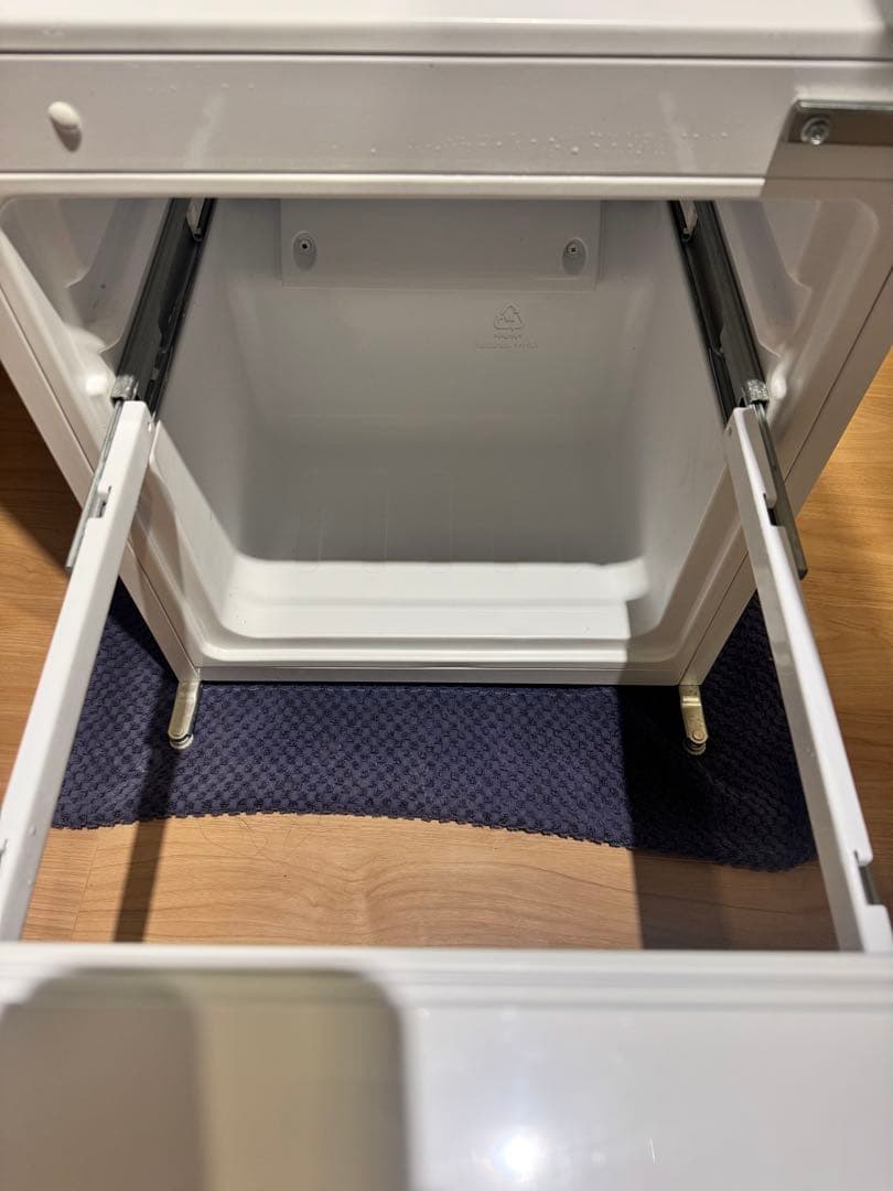 アイリスオーヤマ 冷蔵庫 AF156-WE 一人暮らし用 冷凍庫 IRIS