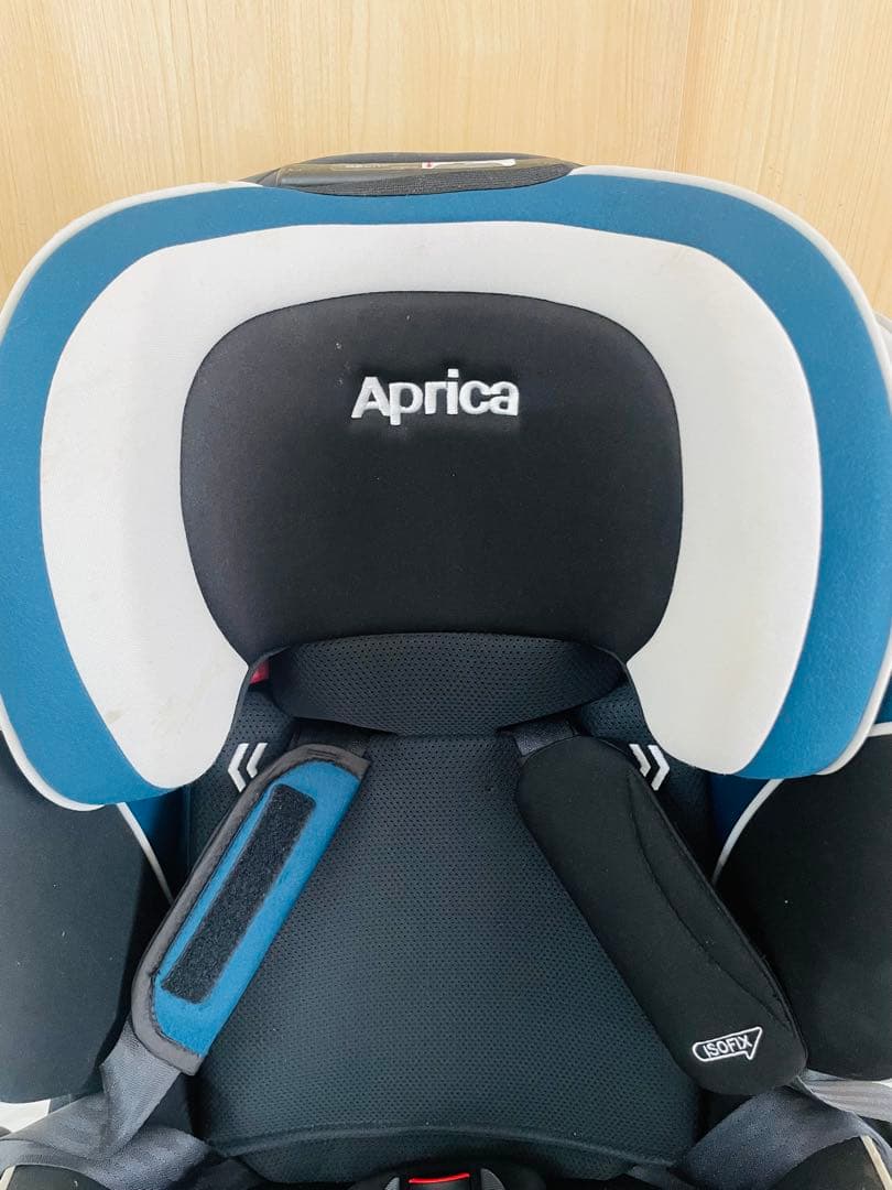 【送料無料！】Aprica Formfit ISOFIX チャイルドシート