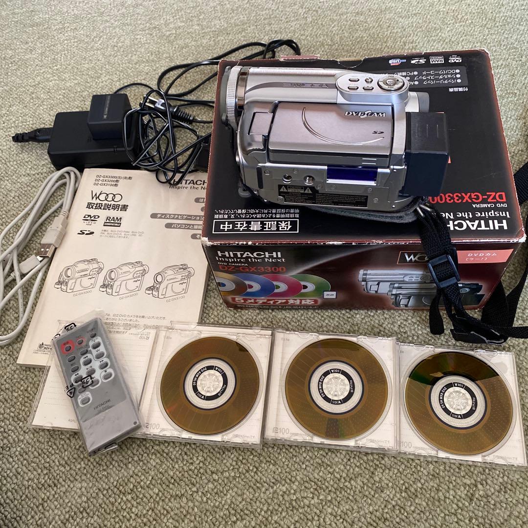 【大値下げ】日立DVD CAM 2メガピクセル　バッテリー　記録媒体　バック&箱