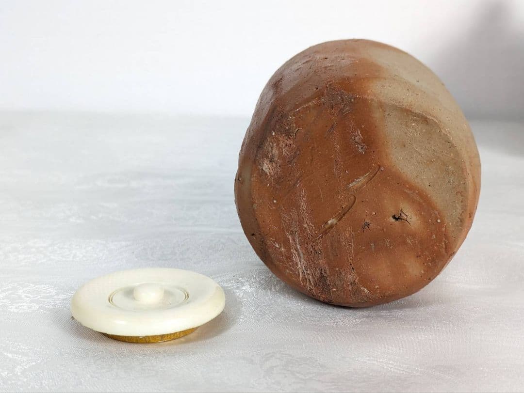 茶道具 茶入 備前焼 伊部焼 伊勢崎満作 仕覆付き 共箱入