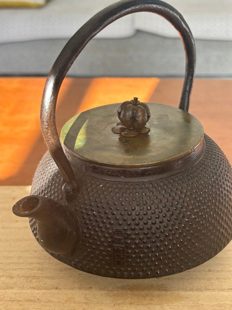 龍文堂造　鉄瓶　丸型　レトロ　南部 （金秀堂 ） 茶道具 煎茶道具 0.5L