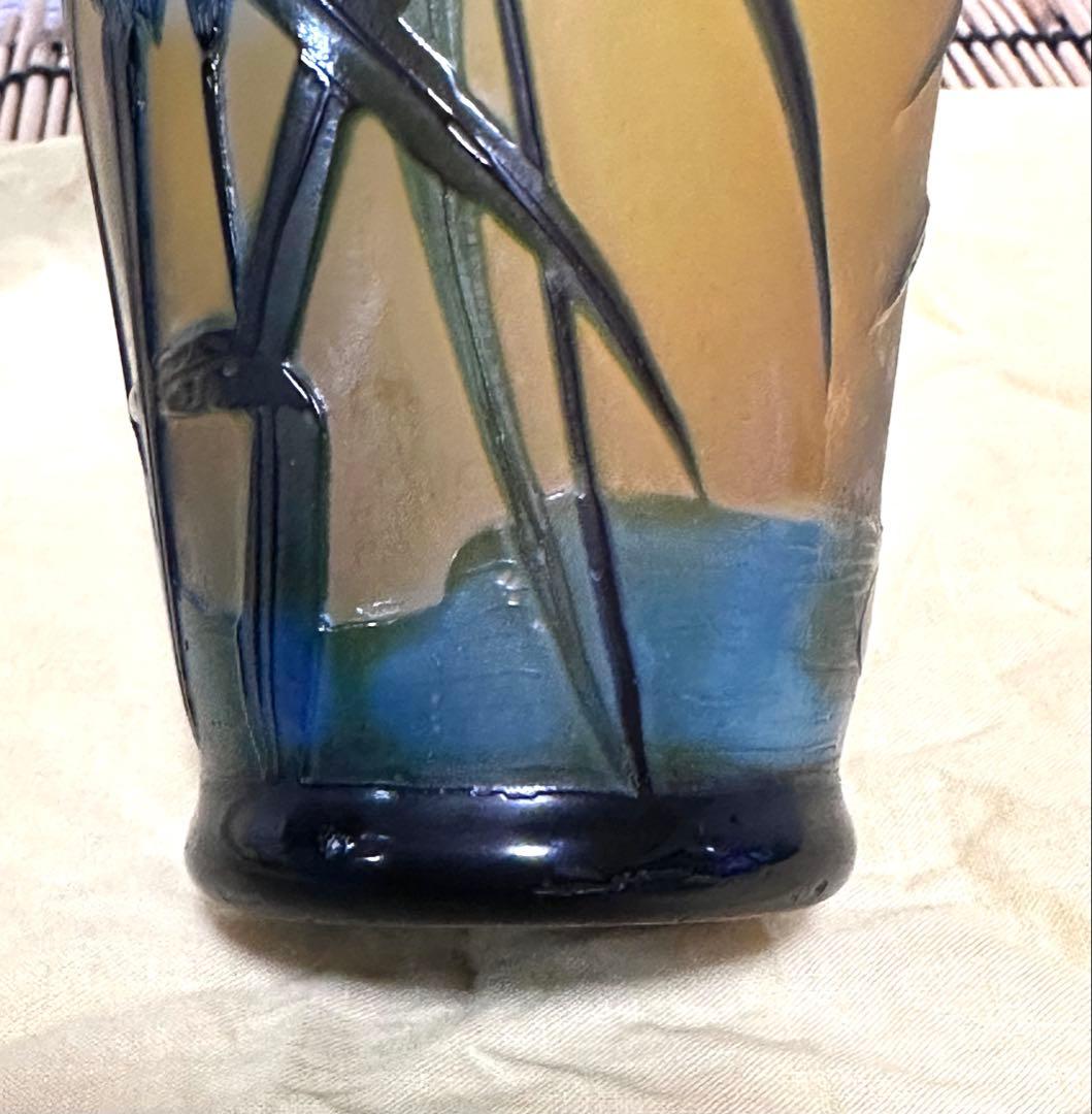 ガラス工芸作家　亀井治美　幻彩琳　水辺菖蒲文壺　真作保証