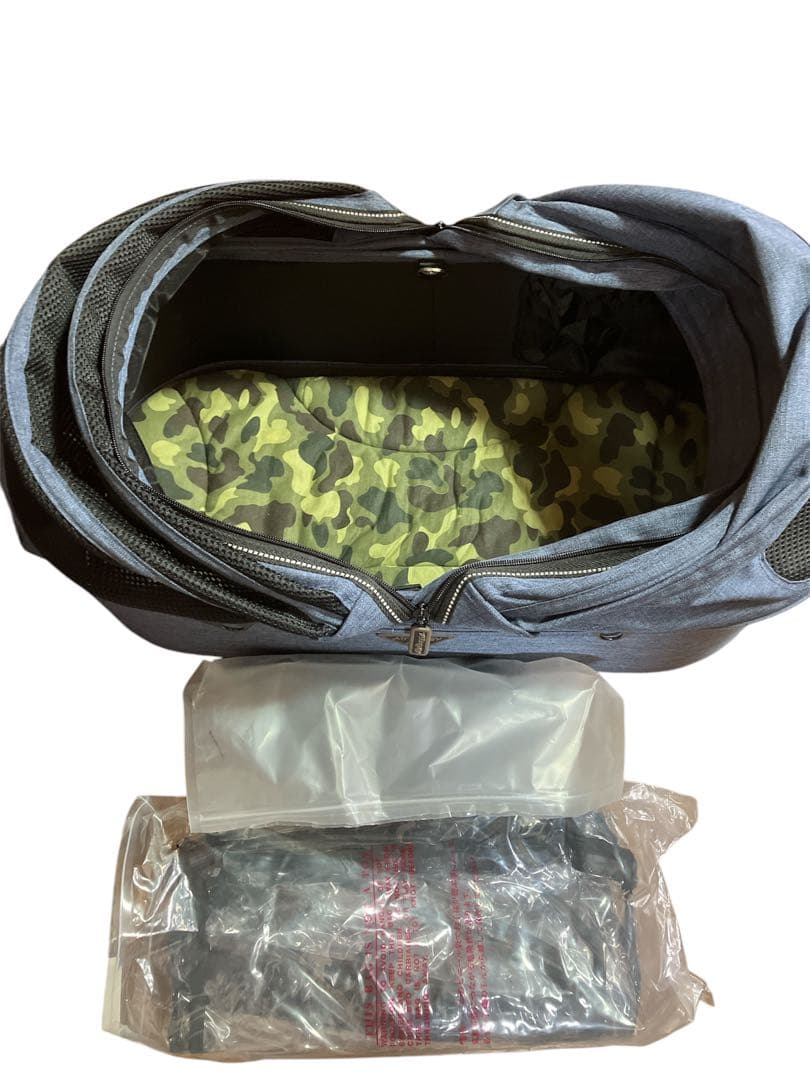 美品　Mサイズ　ペット用エアバギー・ドーム2/Airbuggy Dome2 M