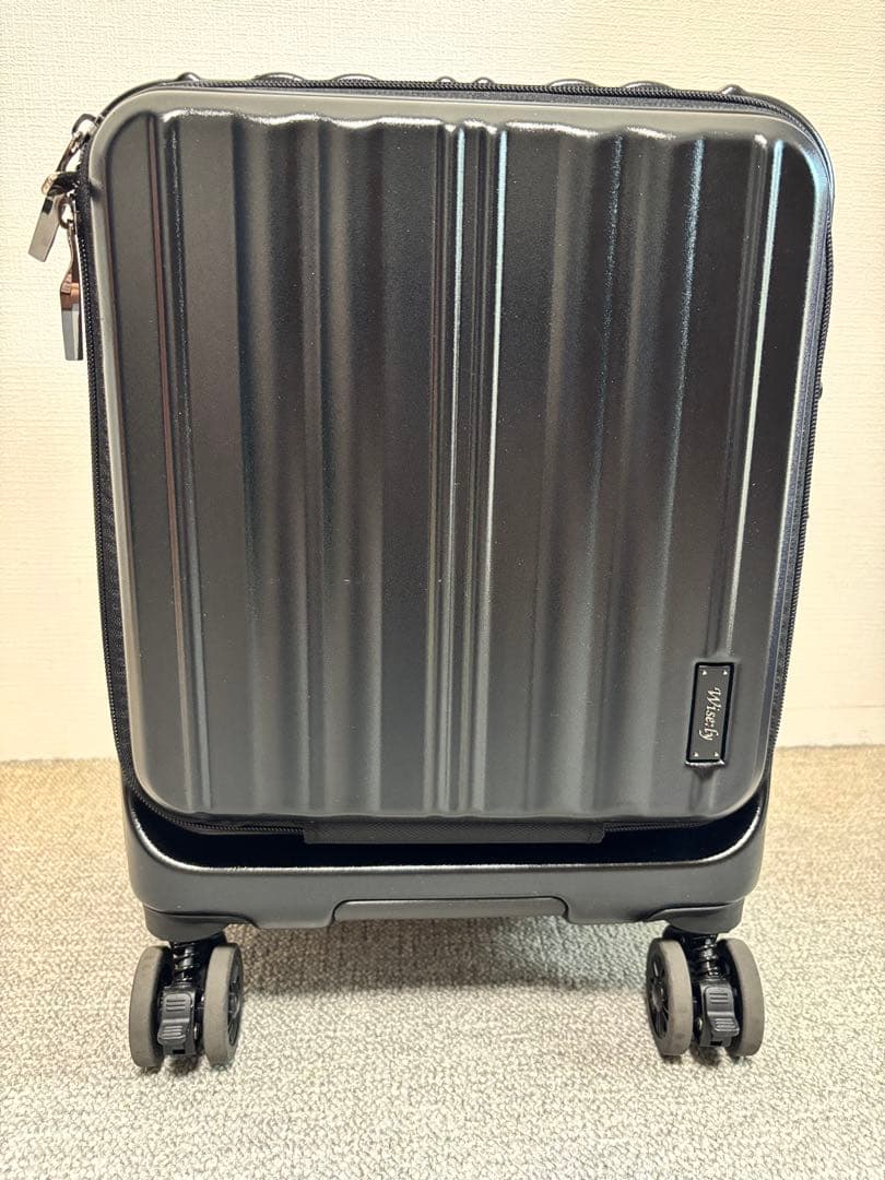 最終価格　wisely フロントオープン　機内＆300円ロッカーok