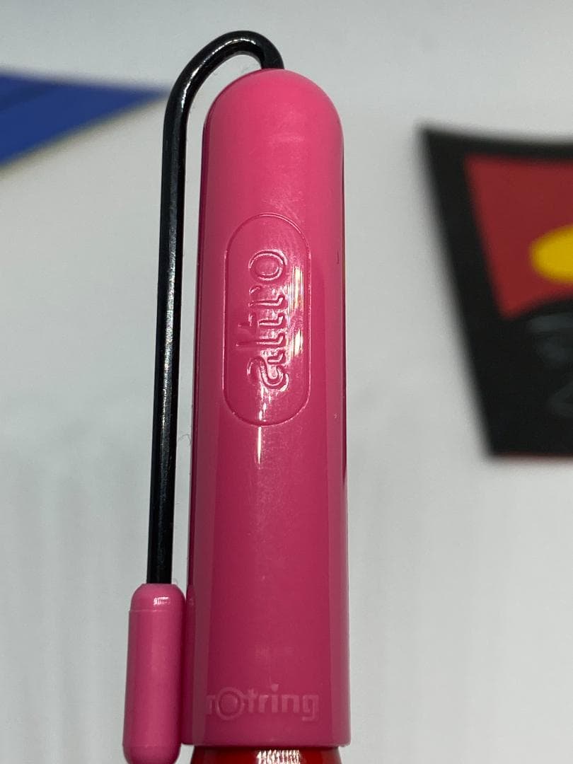 【希少・廃番・ビンテージ】ロットリング/アルトロ /FP F/ピンク系軸/新品