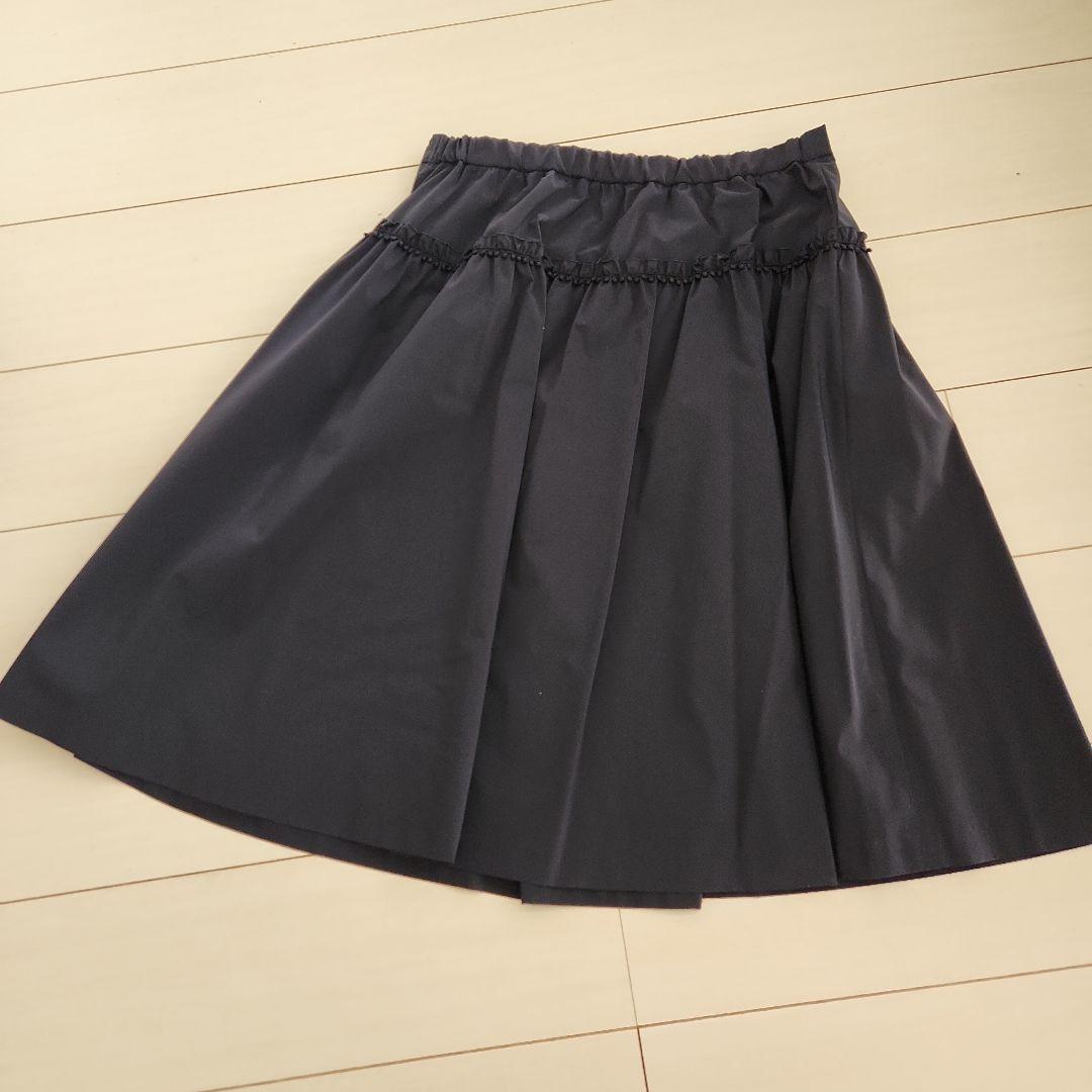 新品❤トゥービーシック　44 紺色 フレアスカート 膝丈 ロング