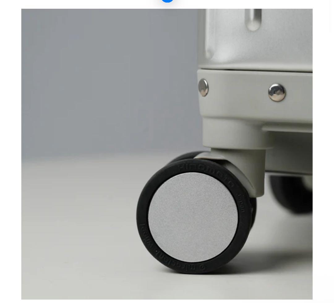 入手困難！INNOVATOR イノベーター36L キャリーケース