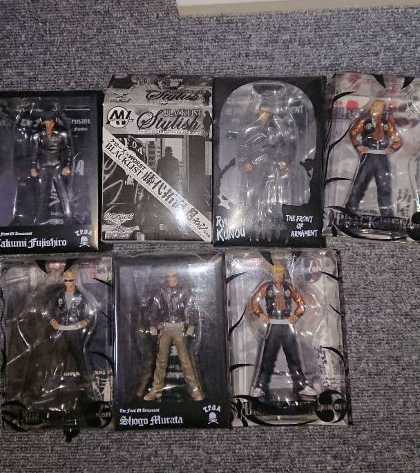 24時間以内発送♪クローズ&WORST フィギュア