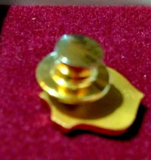 MDRT ラペルピンバッジ　新品同様