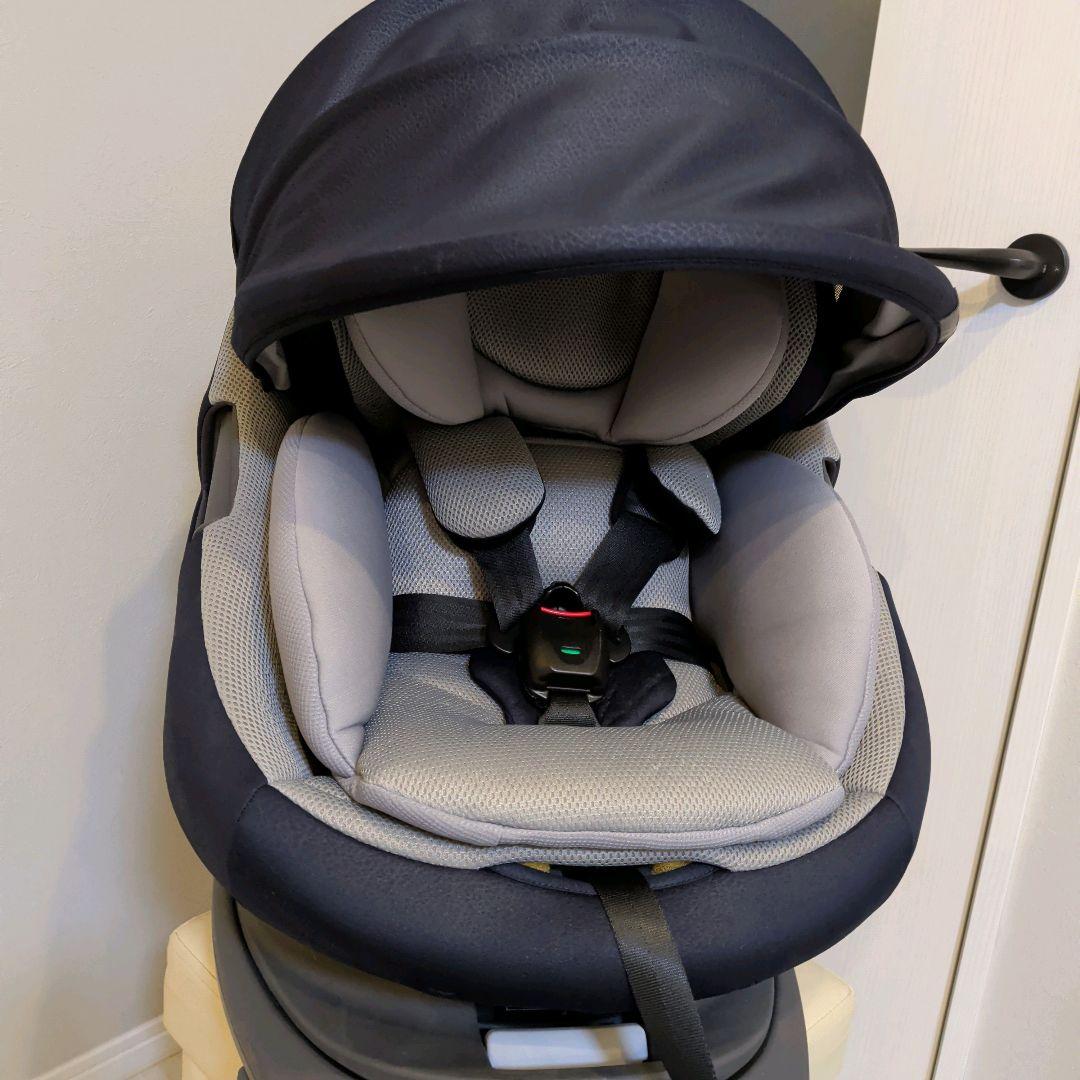 【美品】コンビ チャイルドシート THE S ISOFIX セパレート