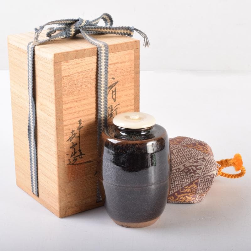 茶道具　京焼　平安喜山造　肩衝茶入　仕覆付　共箱　V　6994