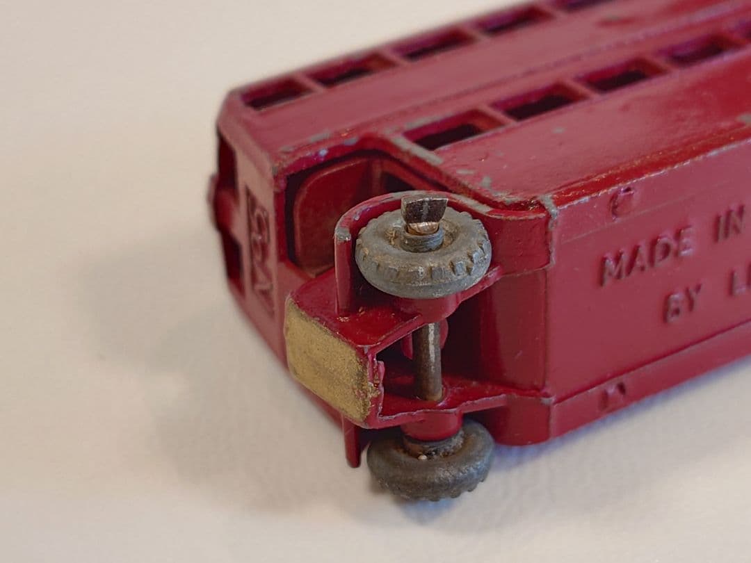 ミニカー MATCHBOX No.5 a LONDON BUS 1st